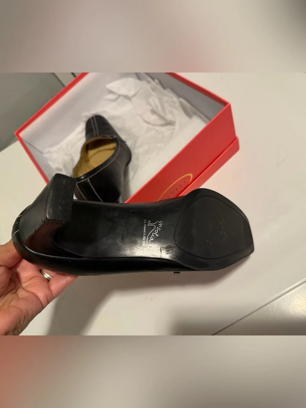 Vintage Black Leather Mary Jane Pumps with Contrast Stitching